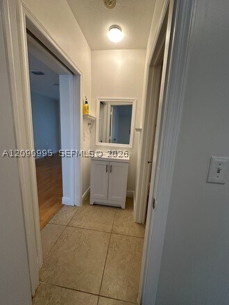 Building Photo - 5920 SW 59th St