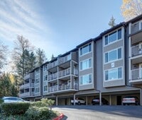 Building Photo - Spacious 2bd + DEN, 1.75ba Condo available in the heart of Issaquah!