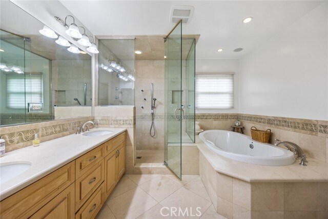 Building Photo - 12722 Halkirk St