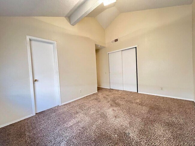 Building Photo - 11812 Tracy Austin Ln