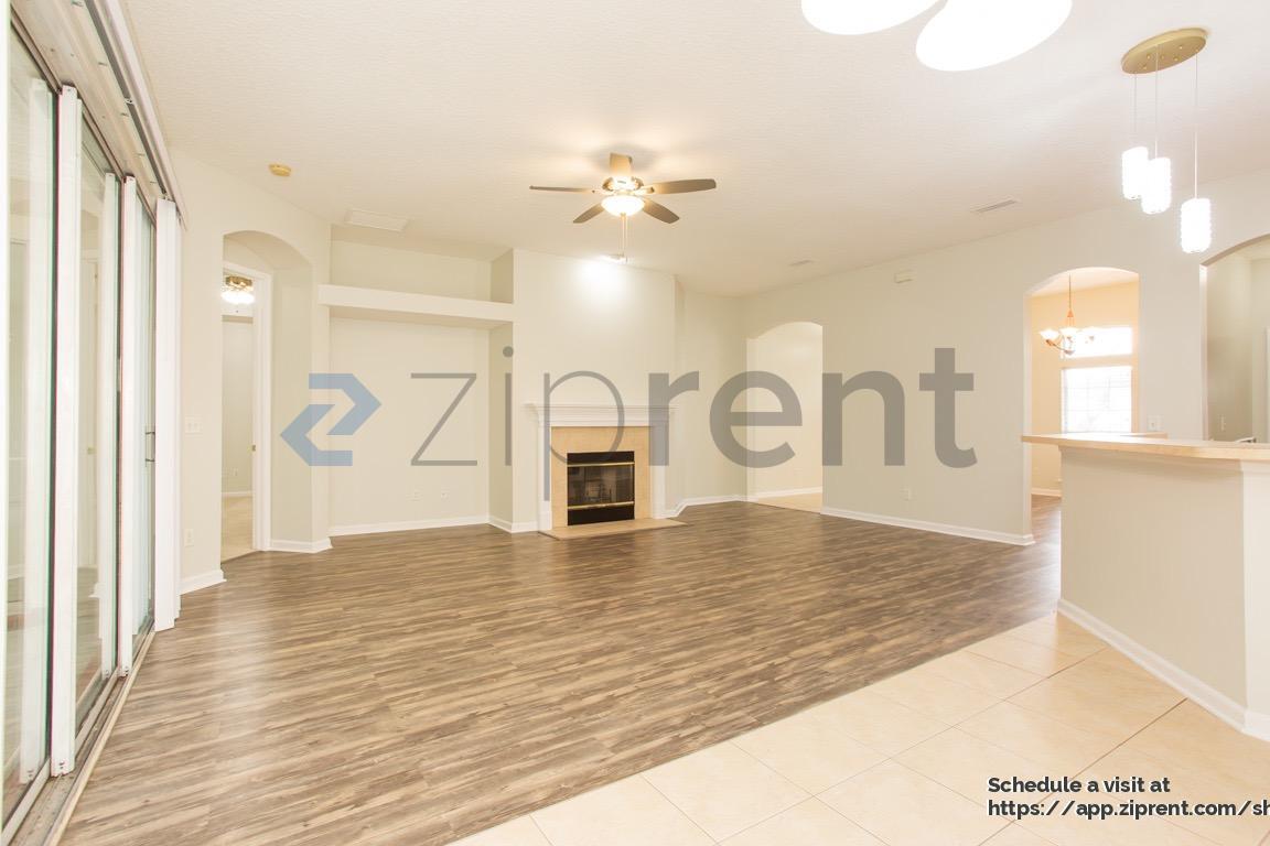 Building Photo - 909 Corsica Ln