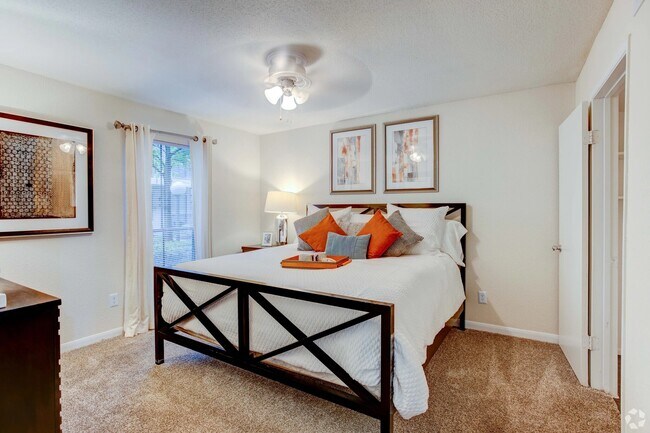 Building Photo - Lifestyle & Location: Explore Houston’s Be...