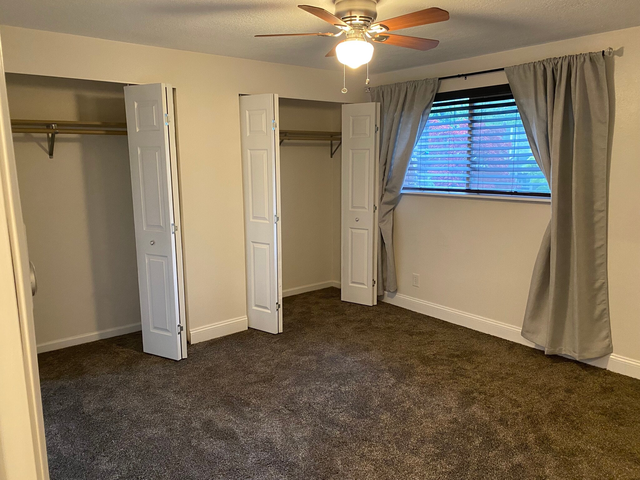 Building Photo - 335 SW 1st St