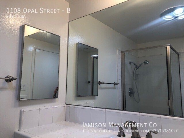 Building Photo - 1108 Opal St