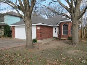 Building Photo - 4723 Castleman Dr