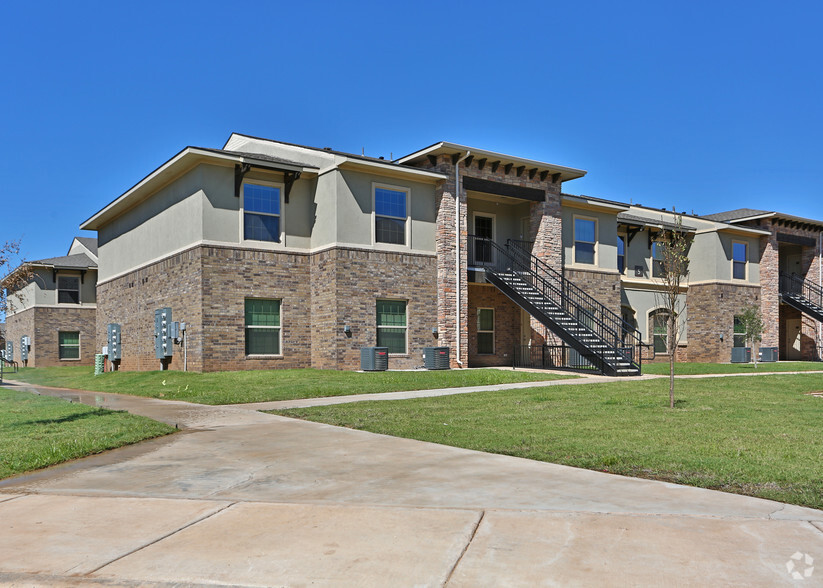 Building Photo - Buffalo Ridge