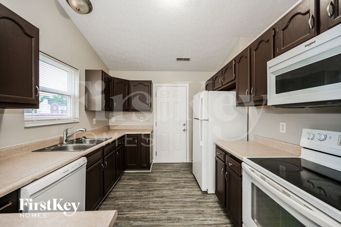 Building Photo - 257 Deer Creek Dr
