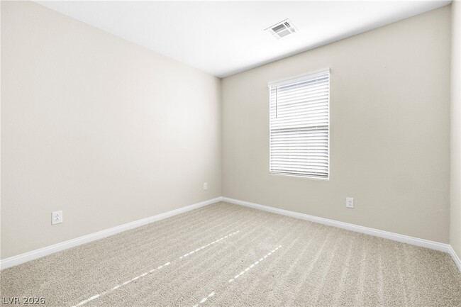 Building Photo - 10334 Apefly St
