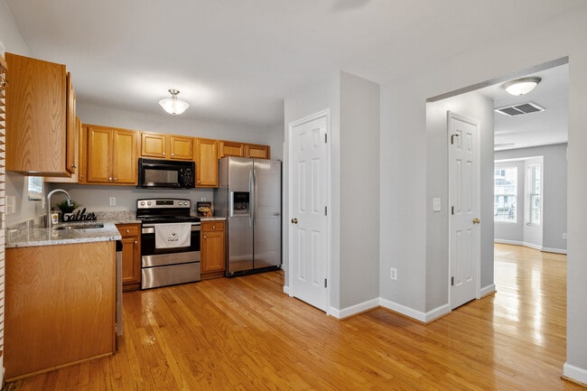 Building Photo - 148 Callan Park Ln