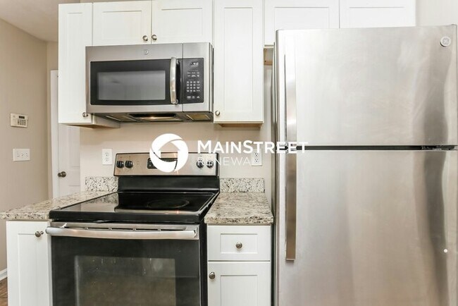 Building Photo - 3 Bedroom Pet-Friendly Home in Covington, ...
