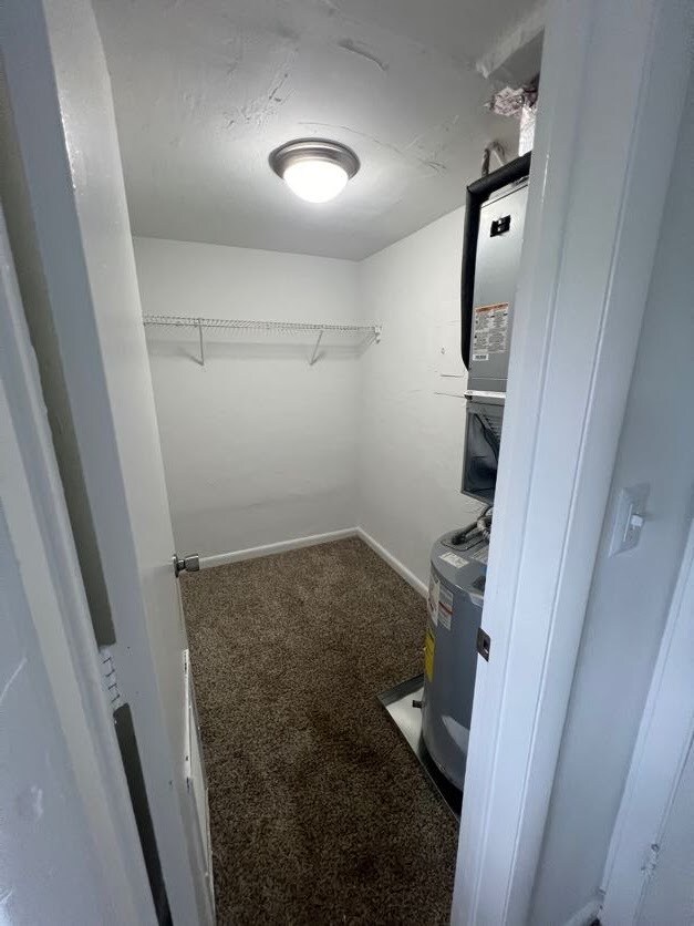 Building Photo - 374 Sunshine Dr