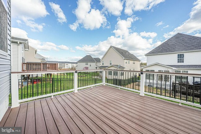 Building Photo - 15000 Gossom Manor Pl