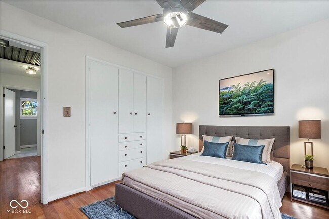 Building Photo - 10293 E County Rd 100 S