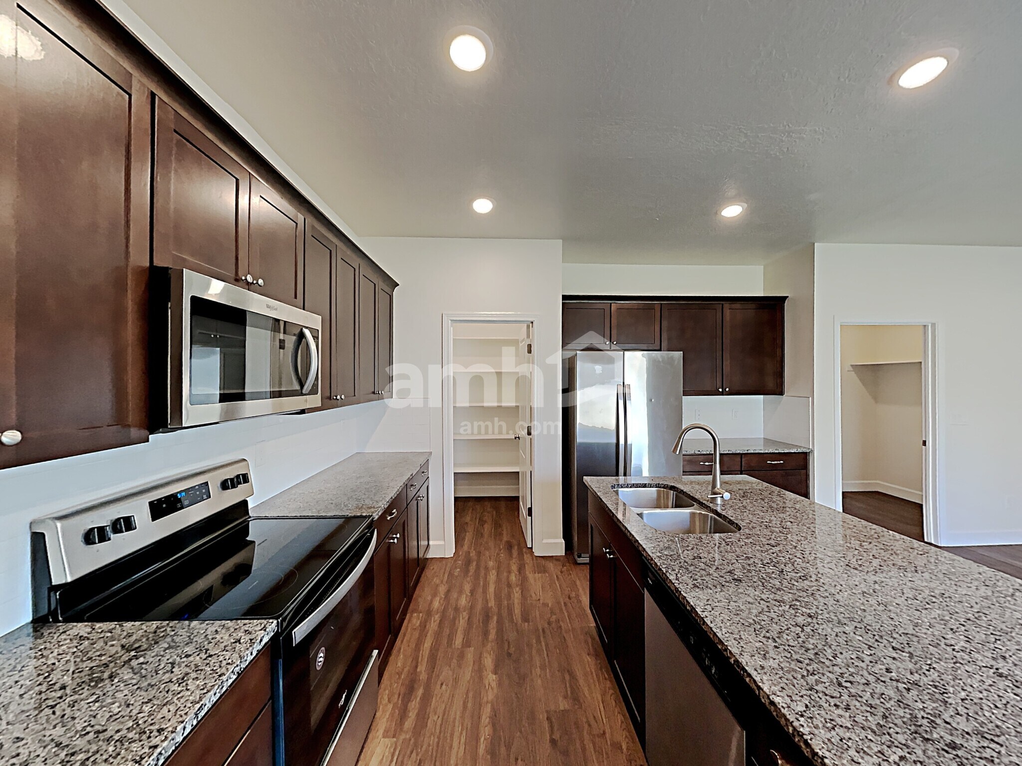 Building Photo - 2329 Surry Way