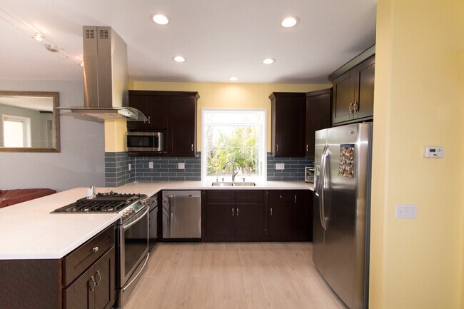 Building Photo - 3br/3.5ba Home in Carmel Valley-Torrey Hig...