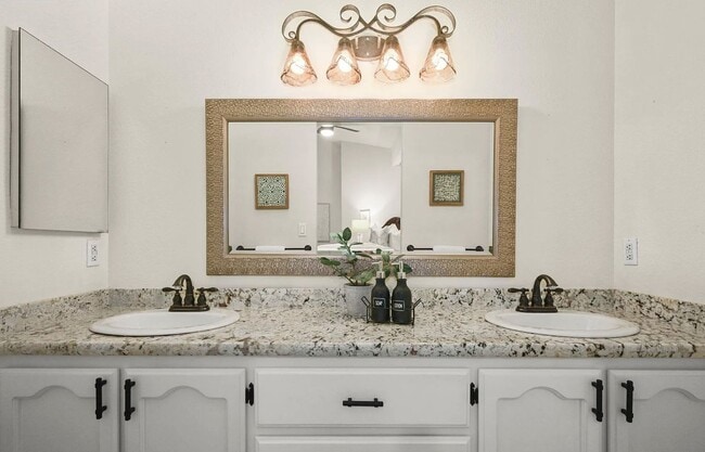 Building Photo - Cozy 3BD/2.5BA Single-Family Home Minutes from Downtown Pleasanton