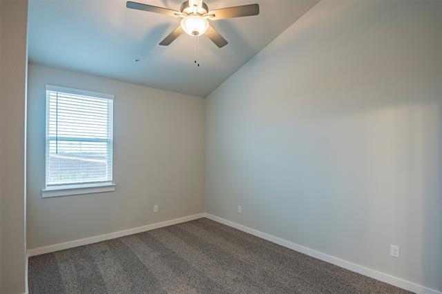 Building Photo - 747 Wheatfield Dr