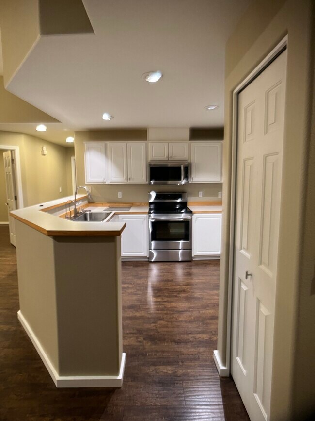 Building Photo - 16255 SW Audubon St