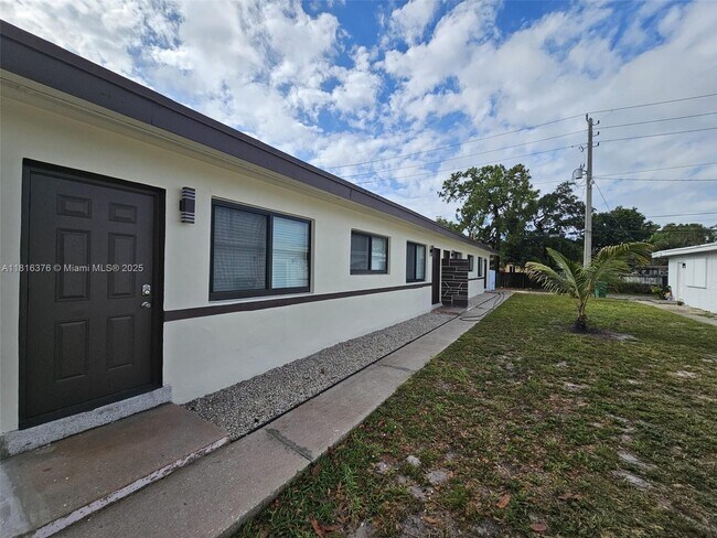 Building Photo - 1020 Opa-locka Blvd