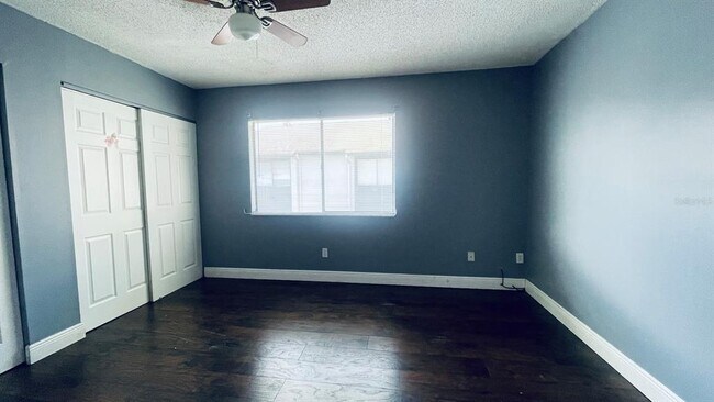 Building Photo - 202 Eden Ln