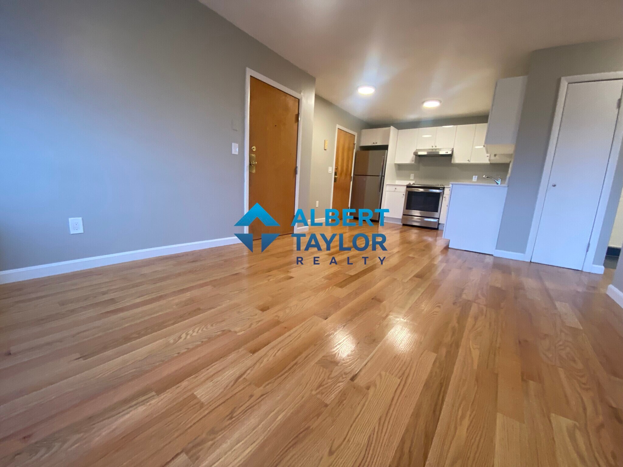 Building Photo - 226 Parker Hill Ave