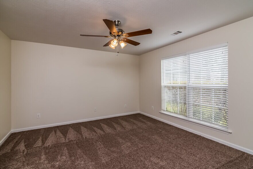 Building Photo - 816 Thomas Bay Ct