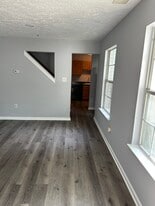 Building Photo - 151 Azalea Ct