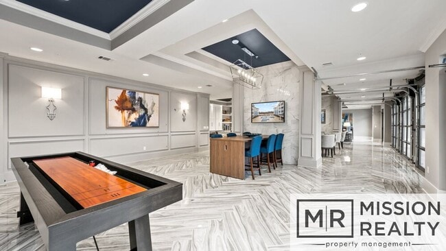 Building Photo - Beautiful 1 Bedroom, 1 Bathroom Condo in t...