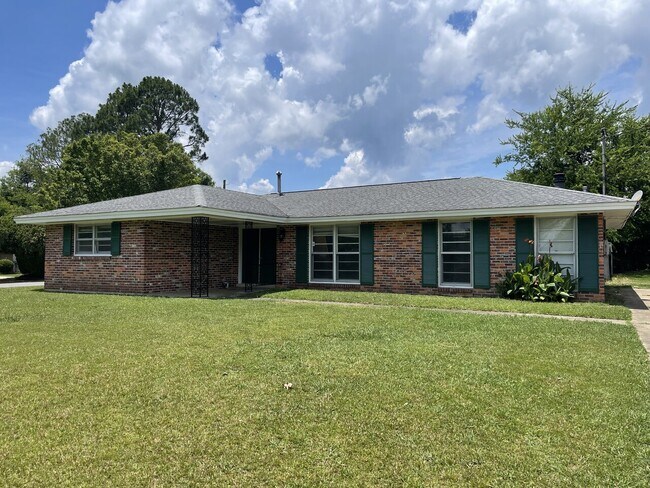 Building Photo - Spring Valley - 314