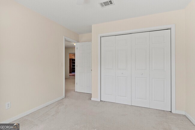 Building Photo - 643 Millrun Ct