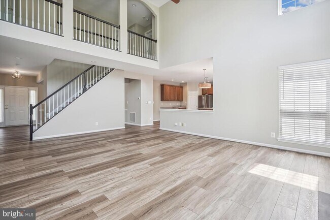 Building Photo - 2973 Myrtlewood Dr
