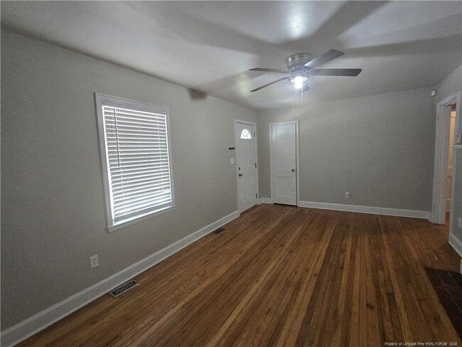 Building Photo - 2705 Pecan Dr