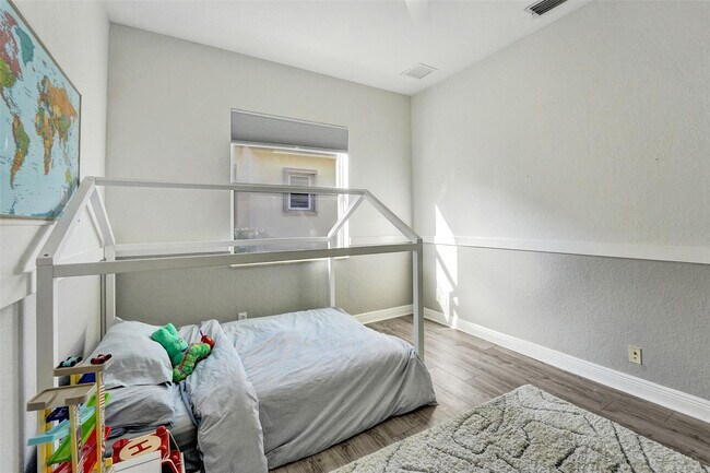 Building Photo - 7421 NW 115th Terrace