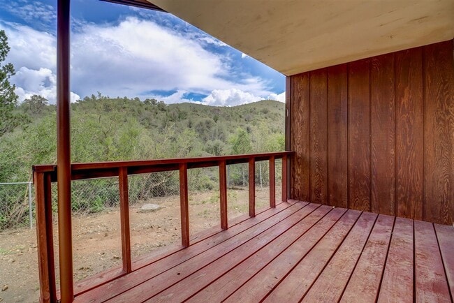 Building Photo - Nature at Your Back Door in this 3 Bedroom...
