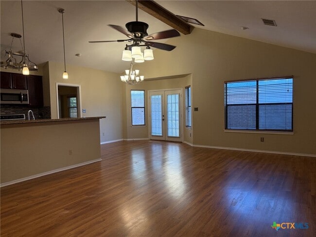 Building Photo - 758 Briarbend Dr