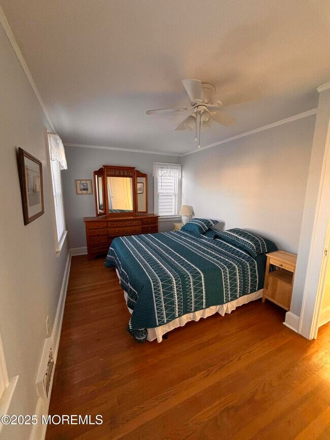 Building Photo - 411 Lincoln Ave