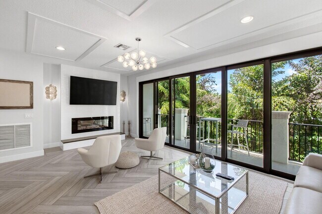 Building Photo - 622 Windward Cir S