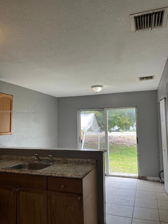 Building Photo - 8180 NW 23rd Ave