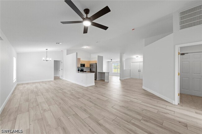 Building Photo - 2022 NW 9th Terrace