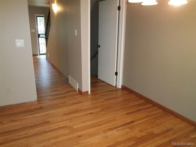 Building Photo - 9062 E Nassau Ave