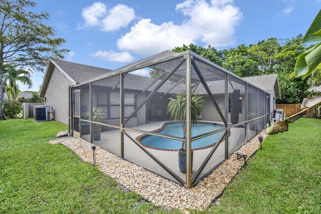 Building Photo - 1835 Staimford Cir
