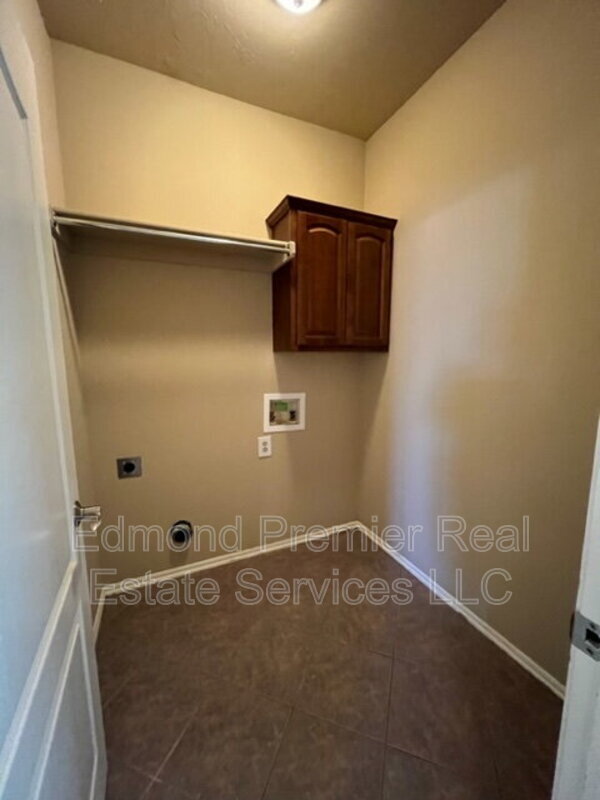 Building Photo - 12797 SE 21st Ct