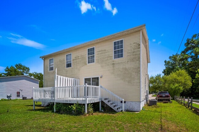 Building Photo - 4097 Mica Ave