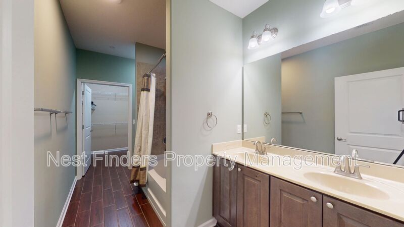 Building Photo - 656 Coconut Palm Pkwy
