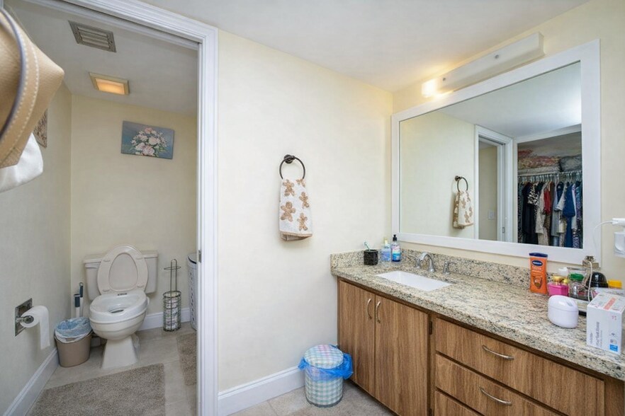 Building Photo - 3515 Village Blvd