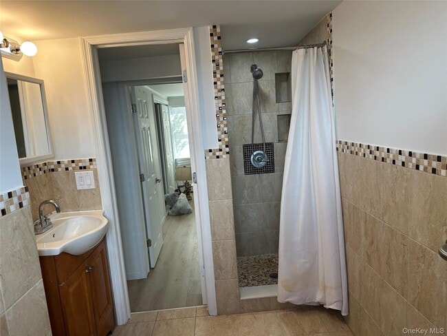 Building Photo - 124 Verona Pkwy