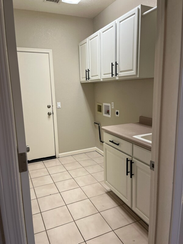 Building Photo - 7794 E Baker Dr