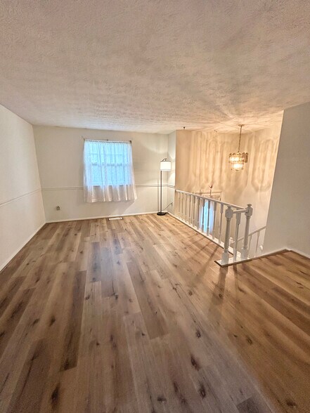 Building Photo - 12146 Birchhill Dr