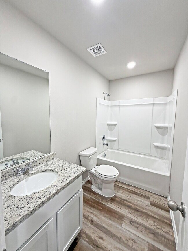 Building Photo - 127 Damon Dv