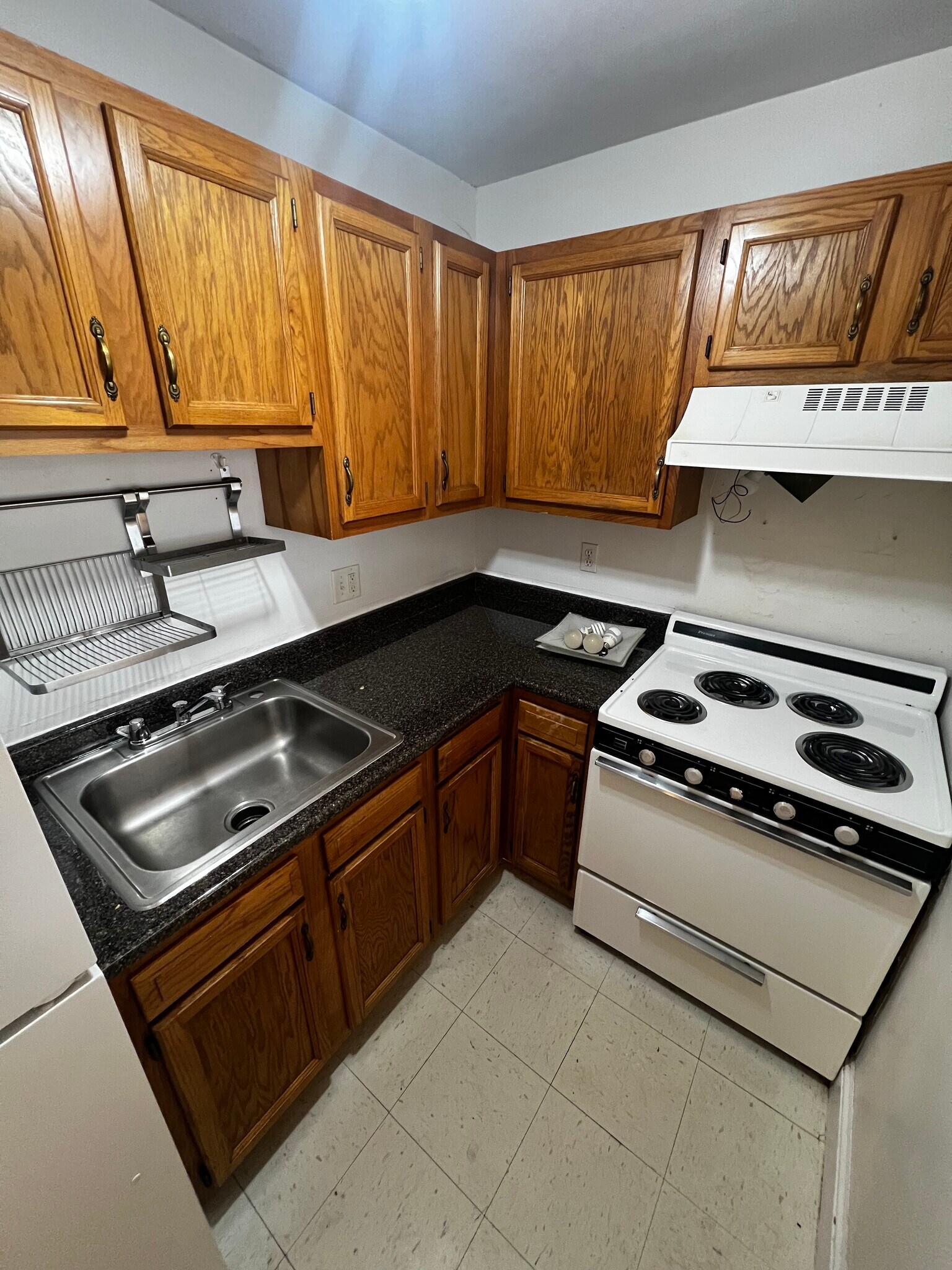 Building Photo - 19 Lancaster Ter